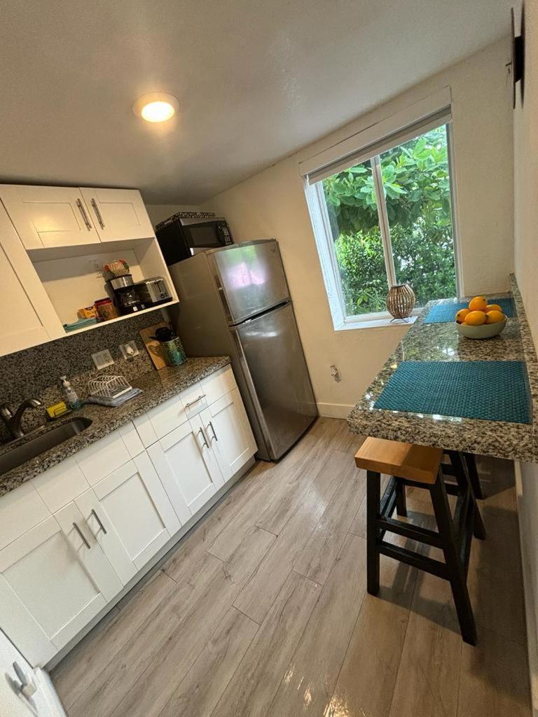 Nice Queen Bedroom - Best Location In Miami - Luggage Storage Service, Parking And Laundry מראה חיצוני תמונה